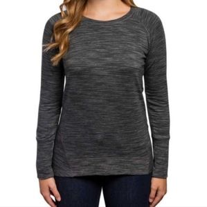 Champion Elite Active Long Sleeve Size small